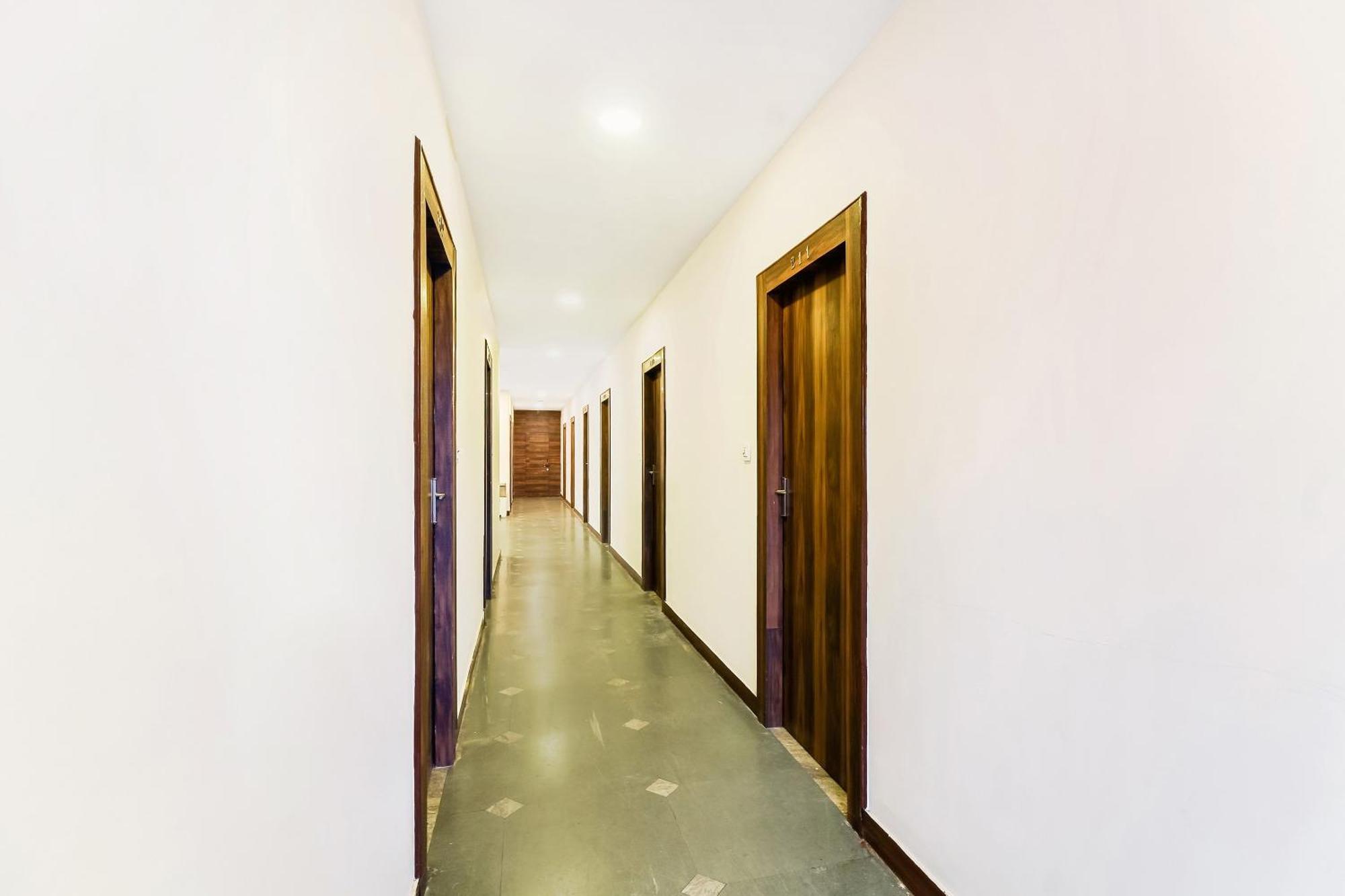 OYO 11429 Hotel Tokyo Japan Comforts Hyderabad Exterior foto