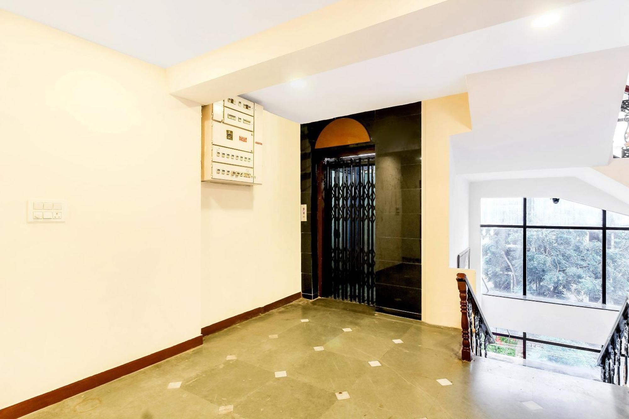 OYO 11429 Hotel Tokyo Japan Comforts Hyderabad Exterior foto