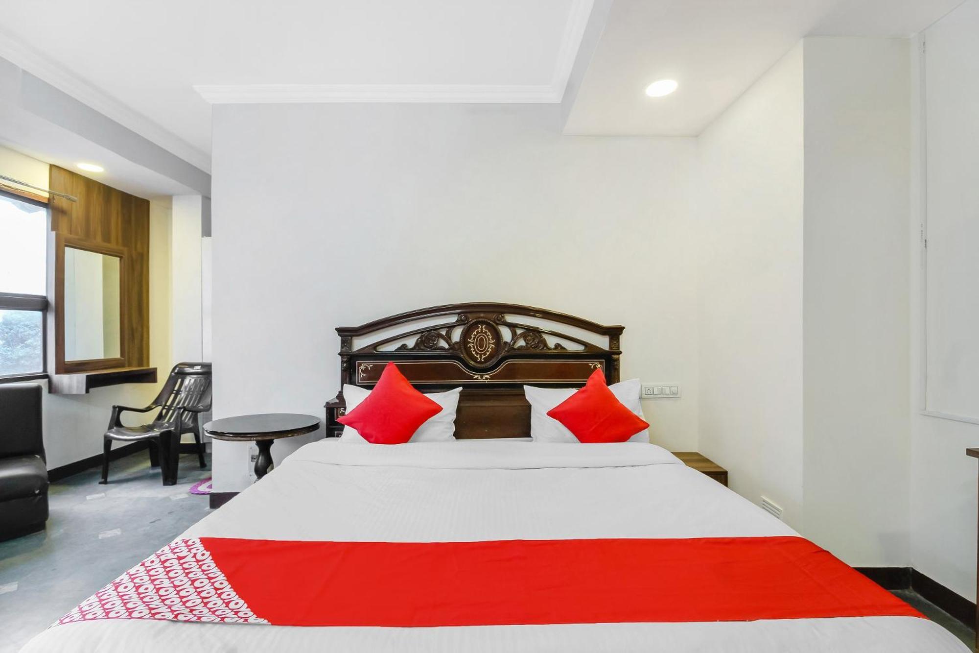 OYO 11429 Hotel Tokyo Japan Comforts Hyderabad Exterior foto